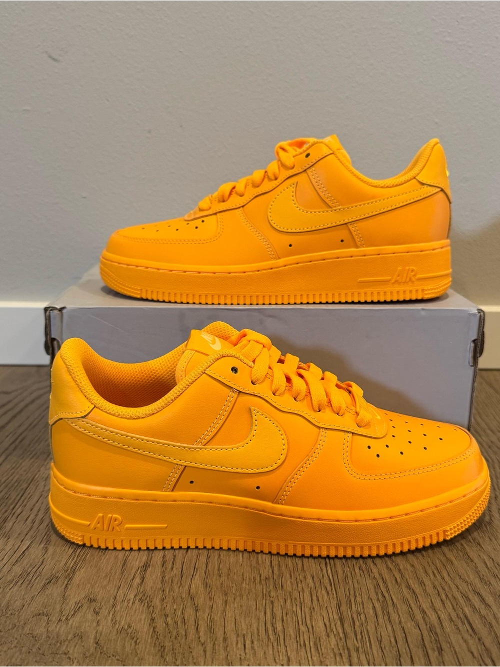 Nike Air Force 1 Laser Orange